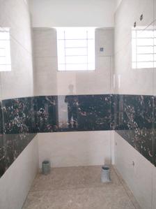 Common Bathroom Image of 775 Sq.ft 2 BHK Apartment / Flat for sale in Bommasandra Bengaluru for Rs. 6012500