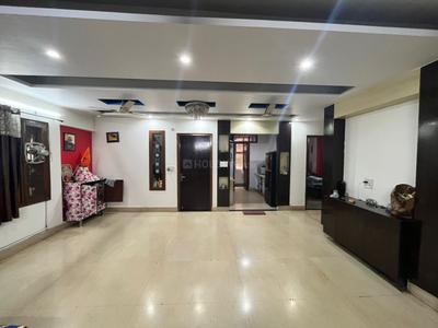 Living Room Image of 2200 Sq.ft 4 BHK Builder Floor for sale in Shahdara New Delhi for Rs. 21000000
