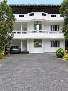 Image of 2750 Sq.ft 5 BHK Independent House for sale in Vyttila, Kochi for Rs. 22000000