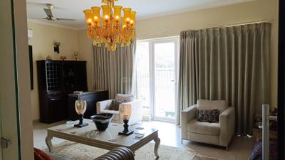 Living Room Image of 5200 Sq.ft 5 BHK Villa for sale in Jaypee Kingswood Oriental, Sector 128 Noida for Rs. 110000000