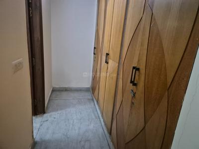 Bedroom Image of 3000 Sq.ft 5 BHK Independent House for rent in Sector 49 Noida for Rs. 60000