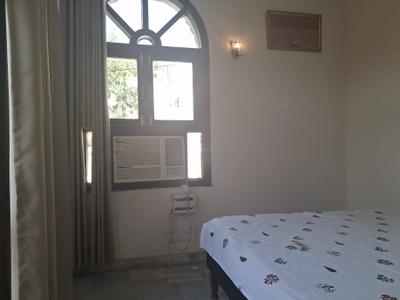 Bedroom Image of 945 Sq.ft 2 BHK Builder Floor for sale in Greater Kailash I New Delhi for Rs. 21900000