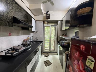 Kitchen Image of 600 Sq.ft 1 BHK Apartment / Flat for rent in Kasarvadavali Thane for Rs. 25000