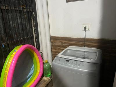 Bathroom Image of 450 Sq.ft 1 BHK Independent House for rent in Indirapuram Ghaziabad for Rs. 20000