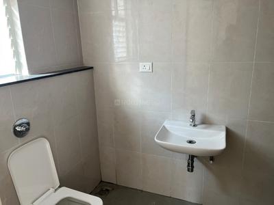 Bathroom Image of 1600 Sq.ft 3 BHK Apartment / Flat for rent in Ramky One Krystal, Sheela Nagar Visakhapatnam for Rs. 33000