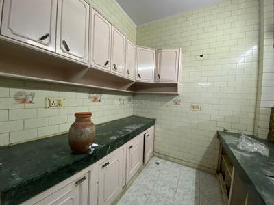 Kitchen Image of 1500 Sq.ft 2 BHK Builder Floor for rent in Paschim Vihar New Delhi for Rs. 31000