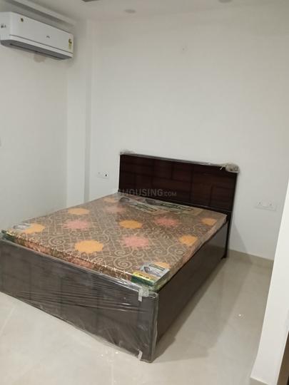 Independent Builder Floor Main Image 1