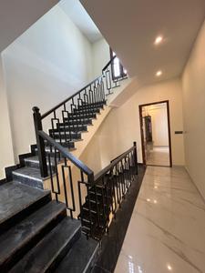 4 BHK Independent Builder Floor
