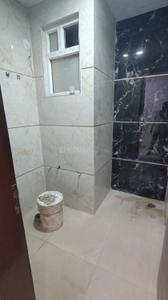 Bathroom Image of 950 Sq.ft 2 BHK Apartment / Flat for sale in Sector 41 Noida for Rs. 5500000