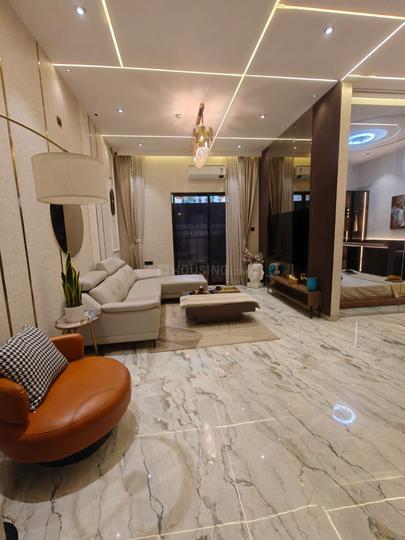 Krisala 41 Luxovert Main Image 1