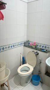 Bathroom Image of 1528 Sq.ft 3.5 BHK Apartment / Flat for sale in Raghav Raheja Gardens Fantasia, Dharamveer Nagar Thane for Rs. 41000000