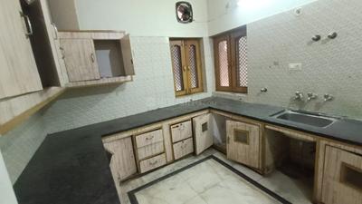 Kitchen Image of 2000 Sq.ft 3 BHK Builder Floor for rent in Omaxe City Lucknow for Rs. 18000