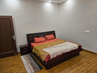 Bedroom Image of 2430 Sq.ft 3 BHK Builder Floor for rent in South Extension I New Delhi for Rs. 80000