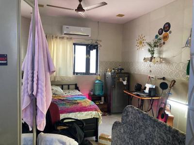 Bedroom Image of 300 Sq.ft 1 RK Studio for rent in Saki Naka Mumbai for Rs. 16000