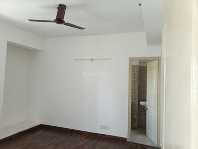Bedroom Image of 900 Sq.ft 2 BHK Apartment / Flat for sale in Paras Tierea, Sector 137 Noida for Rs. 8000000