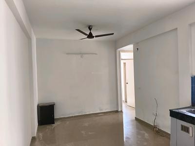 Living Room Image of 820 Sq.ft 2 BHK Apartment / Flat for sale in ROF Aalayas 1, Sector 102 Gurgaon for Rs. 6000000