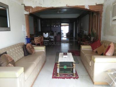 Hall Image of 1550 Sq.ft 3 BHK Apartment / Flat for sale in Juhu Mumbai for Rs. 110000000