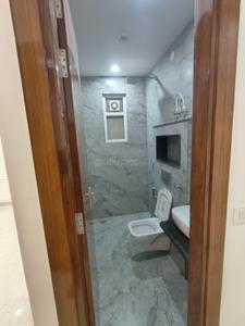 Bathroom Image of 1080 Sq.ft 3 BHK Apartment / Flat for sale in Shahdara New Delhi for Rs. 12500000