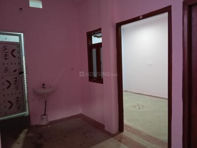 Bedroom Image of 1500 Sq.ft 2 BHK Independent House for rent in Kali Bagh Colony Bettiah for Rs. 6000