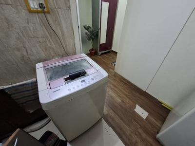 Bathroom Image of Jayant 2 Girls PG  in Jogeshwari West, Mumbai