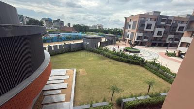 Balcony Image of 1450 Sq.ft 3 BHK Apartment / Flat for rent in Gulnaar Meadows, Bhabat Zirakpur for Rs. 30500