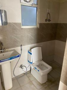 Bathroom Image of 1010 Sq.ft 2 BHK Apartment / Flat for rent in MR Officer City 1, Raj Nagar Extension Ghaziabad for Rs. 14000