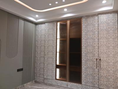 Bedroom Image of 2250 Sq.ft 4 BHK Builder Floor for sale in Raja Garden New Delhi for Rs. 40000000