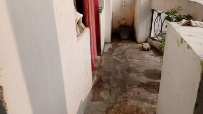 Passage Image of 1550 Sq.ft 4 BHK Independent House for sale in Kamta Lucknow for Rs. 11500000