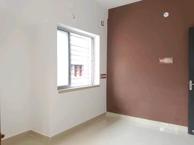Bedroom Image of 700 Sq.ft 2 BHK Apartment / Flat for sale in Baghajatin Kolkata for Rs. 3500000