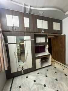 Bedroom Image of 1800 Sq.ft 3 BHK Apartment / Flat for rent in Shahibaug Ahmedabad for Rs. 35000