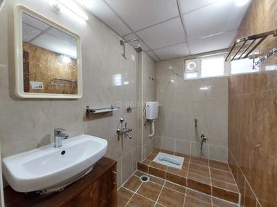 Bathroom Image of 1583 Sq.ft 3 BHK Apartment / Flat for rent in Avadi Chennai for Rs. 30000