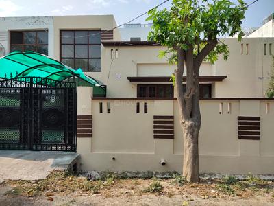 Image of 2154 Sq.ft 3 BHK Independent House for rent in Vrindavan Yojana, Lucknow for Rs. 20000