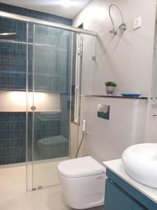 Bathroom Image of 2950 Sq.ft 3 BHK Builder Floor for sale in BPTP Amstoria , Sector 102 Gurgaon for Rs. 32000000
