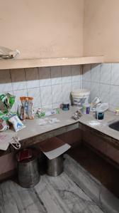 Kitchen Image of 450 Sq.ft 2 BHK Builder Floor for rent in Mahavir Enclave New Delhi for Rs. 9000