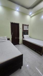 Bedroom Image of SHYAM VANDANA LUXURY BOYS PG ACCOMMODATION in Sector 128, Noida