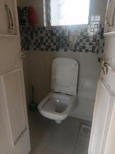 Common Bathroom Image of 600 Sq.ft 1 BHK Apartment / Flat for sale in Kondhwa Pune for Rs. 4900000