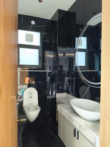 Common Bathroom Image of 4500 Sq.ft 4 BHK Builder Floor for sale in Paramount Luxury Malibu Town, Sector 47 Gurgaon for Rs. 64900000