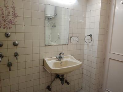 Image of 3500 Sq.ft 3.5 BHK Builder Floor for rent in Sector 14, Gurgaon for Rs. 55000