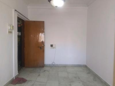 Living Room Image of 550 Sq.ft 1 BHK Apartment / Flat for rent in Kandivali West Mumbai for Rs. 32000