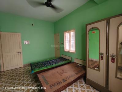 Bedroom Image of 800 Sq.ft 2 BHK Builder Floor for rent in Gotri Vadodara for Rs. 12000