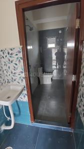 Bathroom Image of 800 Sq.ft 1 BHK Apartment / Flat for rent in Kondapur Hyderabad for Rs. 22000