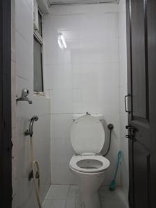 Bedroom Four Image of 1500 Sq.ft 3.5 BHK Apartment / Flat for rent in Amrapali Zodiac, Sector 120 Noida for Rs. 27500