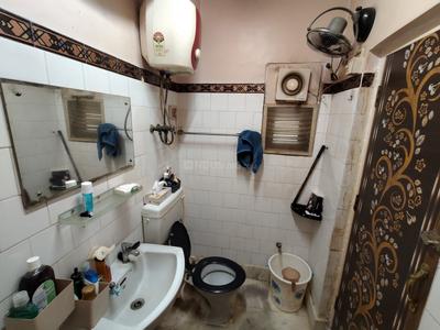 Bathroom Image of 750 Sq.ft 2 BHK Apartment / Flat for sale in Kendriya Vihar, Kaikhali Kolkata for Rs. 4640000
