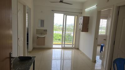 Living Room Image of 600 Sq.ft 2 BHK Apartment / Flat for rent in Urbanrise Revolution One, Padur Chennai for Rs. 23000