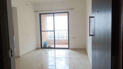 Living Room Image of 650 Sq.ft 1 BHK Apartment / Flat for rent in Shapoorji Pallonji Joyville Hadapsar Annexe, Shewalewadi Pune for Rs. 18000