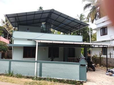 Image of 1200 Sq.ft 3 BHK Independent House for rent in Nellankara, Thrissur for Rs. 16000