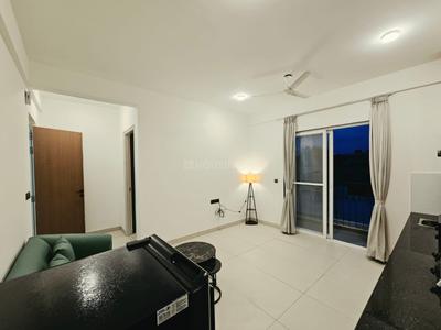 Hall Image of 700 Sq.ft 1 BHK Apartment / Flat for rent in Domlur Layout Bengaluru for Rs. 43000