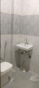 Bathroom Image of 540 Sq.ft 1.5 BHK Independent House for rent in Palam Vihar Extension Gurgaon for Rs. 12000