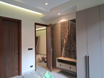 Bedroom Image of 1350 Sq.ft 3 BHK Builder Floor for sale in Paschim Vihar New Delhi for Rs. 27000000