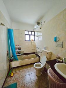 Bathroom Image of 3044 Sq.ft 4.5 BHK Independent House for sale in Kolte Patil Maestros, Wanowrie Pune for Rs. 38000000